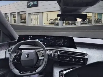 Photo 7 Peugeot 5008  Hybrid 145 ch e-DCS6