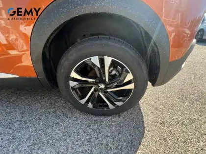 Photo 10 Peugeot 2008  PureTech 100 S&S BVM6
