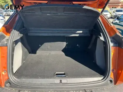 Photo 5 Peugeot 2008  PureTech 100 S&S BVM6