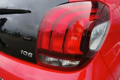 Photo 29 Peugeot 108  VTi 72ch S&S BVM5