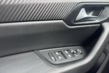 Photo 16 Peugeot 508  SW Hybrid 225 e-EAT8