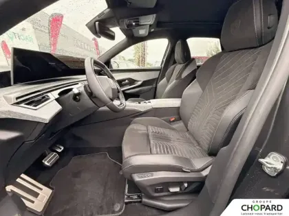 Photo 9 Peugeot 3008  Electrique 325 ch 4x4 73 kWh