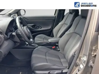 Photo 10 Toyota Yaris  Cross Hybride 116h AWD-i
