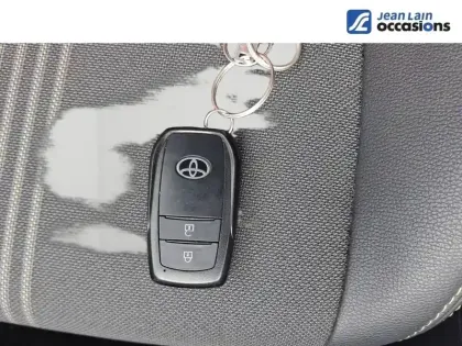 Photo 18 Toyota Yaris  Cross Hybride 116h AWD-i