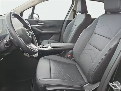 Photo 8 BMW Serie 2 Active Tourer 218d 150 ch DKG7