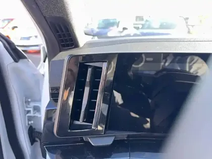 Photo 18 Renault Rafale  E-Tech full hybrid 200 ch
