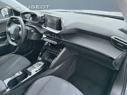 Photo 18 Peugeot 2008  Electrique 136 ch