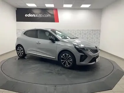 Photo 6 Renault Clio  E-Tech full hybrid 145 ch GSR2