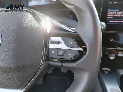 Photo 17 Peugeot 308  PureTech 130ch S&S BVM6