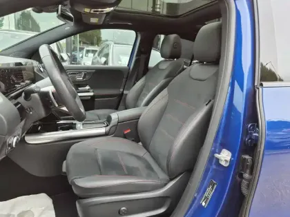 Photo 12 Mercedes GLA  200 d 8G-DCT