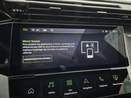 Photo 18 Peugeot 408  Hybrid 145 e-DCS6