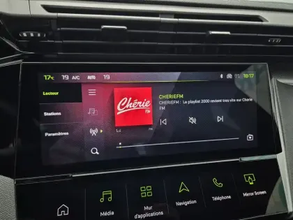 Photo 16 Peugeot 408  Hybrid 145 e-DCS6