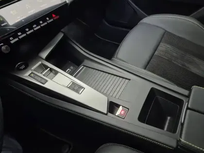 Photo 12 Peugeot 408  Hybrid 145 e-DCS6