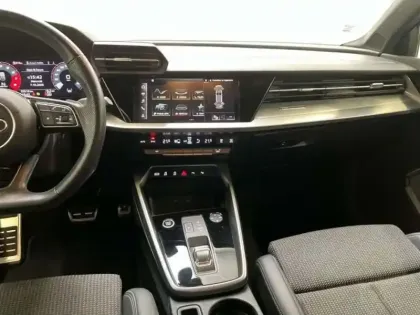 Photo 9 Audi A3 30 TFSI Mild Hybrid 110 S tronic 7 S line