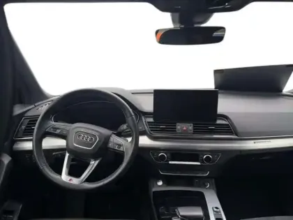 Photo 7 Audi Q5 50 TFSIe 299 S tronic 7 Quattro S line