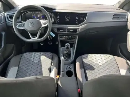Photo 7 Volkswagen Polo FL 1.0 TSI 95 CH BVM5 R LINE