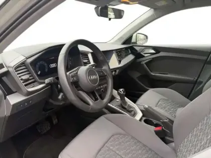Photo 8 Audi A1 25 TFSI 95 ch S tronic 7 Design