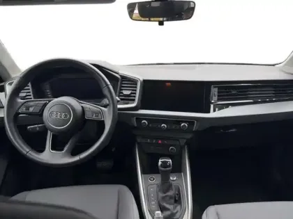 Photo 7 Audi A1 25 TFSI 95 ch S tronic 7 Design