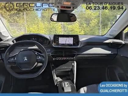 Photo 7 Peugeot 208  e- 136ch Allure