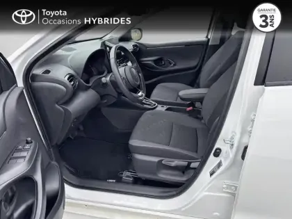 Photo 10 Toyota Yaris  116h Design 5p MY25