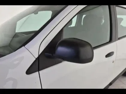 Photo 5 Dacia Lodgy  1.3 TCe 100ch FAP Essentiel 7 places E6D-Full