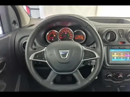 Photo 9 Dacia Lodgy  1.3 TCe 100ch FAP Essentiel 7 places E6D-Full