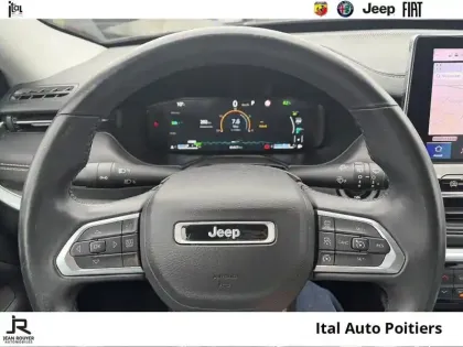 Photo 14 Jeep Compass  1.3 Turbo T4 240ch PHEV 4xe S AT6 eAWD