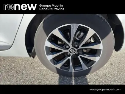 Photo 8 Renault Clio  1.6 E-Tech hybride 145ch Techno