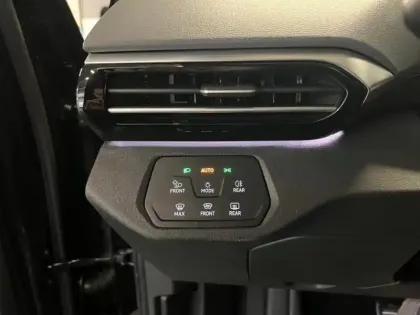 Photo 11 Volkswagen ID.5  204ch Pro Performance 77 kWh
