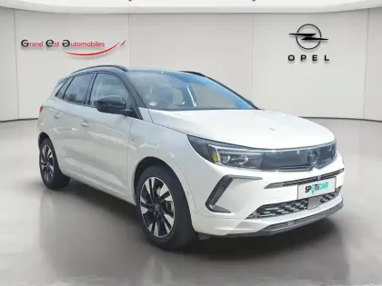 Photo 8 Opel Grandland  1.6 Turbo 225ch Hybride Ultimate