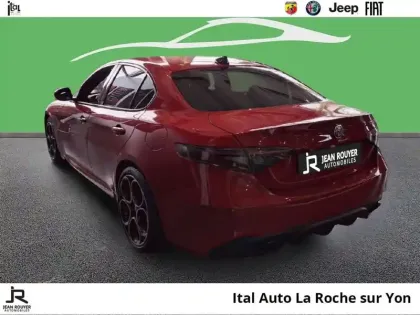 Photo 6 Alfa Romeo Giulia  2.2 Diesel 160ch Veloce AT8