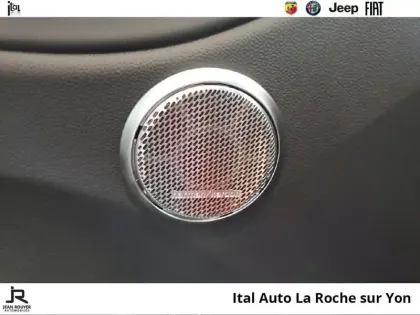 Photo 11 Alfa Romeo Giulia  2.2 Diesel 160ch Veloce AT8