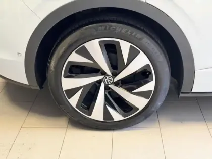 Photo 11 Volkswagen ID.5  204ch Pro Performance 77 kWh