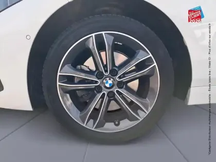 Photo 9 BMW Serie 1  116iA 109ch Edition Sport DKG7