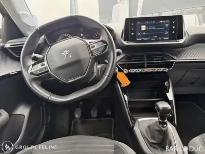 Photo 7 Peugeot 208  1.2 PureTech 100ch S&S Style