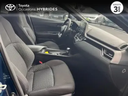 Photo 5 Toyota C-HR  1.8 Hybride 122ch Dynamic Ultimate E-CVT