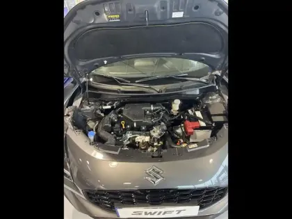 Photo 12 Suzuki Swift  1.2 Hybrid 83ch Pack