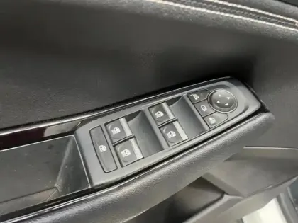 Photo 10 Renault Austral  1.2 E-Tech full hybrid 200ch Techno