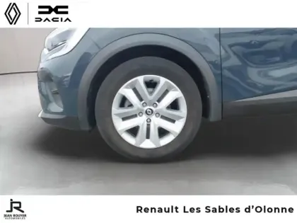 Photo 9 Renault Captur  1.6 E-Tech hybride 145ch Equilibre
