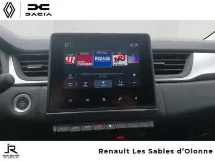 Photo 12 Renault Captur  1.6 E-Tech hybride 145ch Equilibre