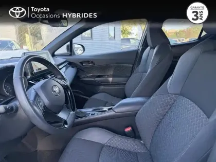 Photo 10 Toyota C-HR  1.8 Hybride 122ch Design E-CVT