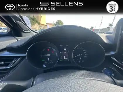 Photo 13 Toyota C-HR  1.8 Hybride 122ch Design E-CVT