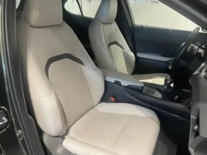 Photo 12 Lexus UX  250h 4WD Le Plus  MY22