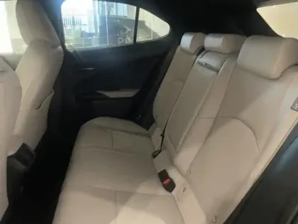 Photo 8 Lexus UX  250h 4WD Le Plus  MY22