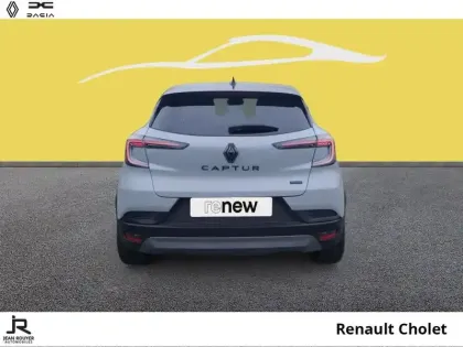 Photo 10 Renault Captur  1.8 E-Tech full hybrid 160ch esprit Alpine - 26