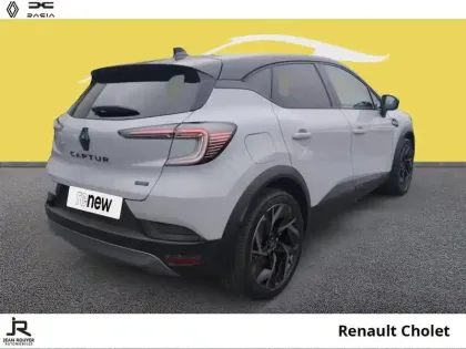 Photo 11 Renault Captur  1.8 E-Tech full hybrid 160ch esprit Alpine - 26