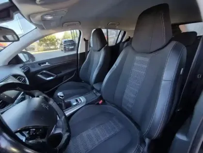 Photo 16 Peugeot 308 II BlueHDi 130 S&S Allure