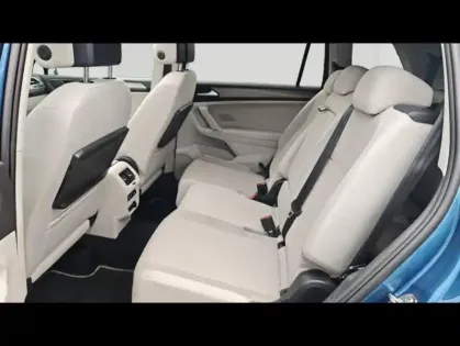 Photo 11 Volkswagen Tiguan 1.5 TSI EVO 150ch Confortline Business DSG7 Suréquipé + Attelage