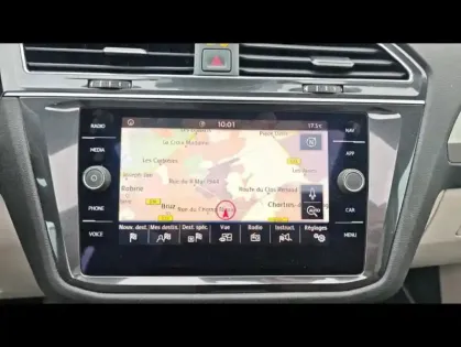 Photo 17 Volkswagen Tiguan 1.5 TSI EVO 150ch Confortline Business DSG7 Suréquipé + Attelage