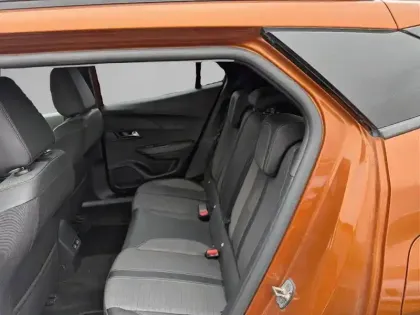 Photo 11 Peugeot 2008  Electrique 136 ch